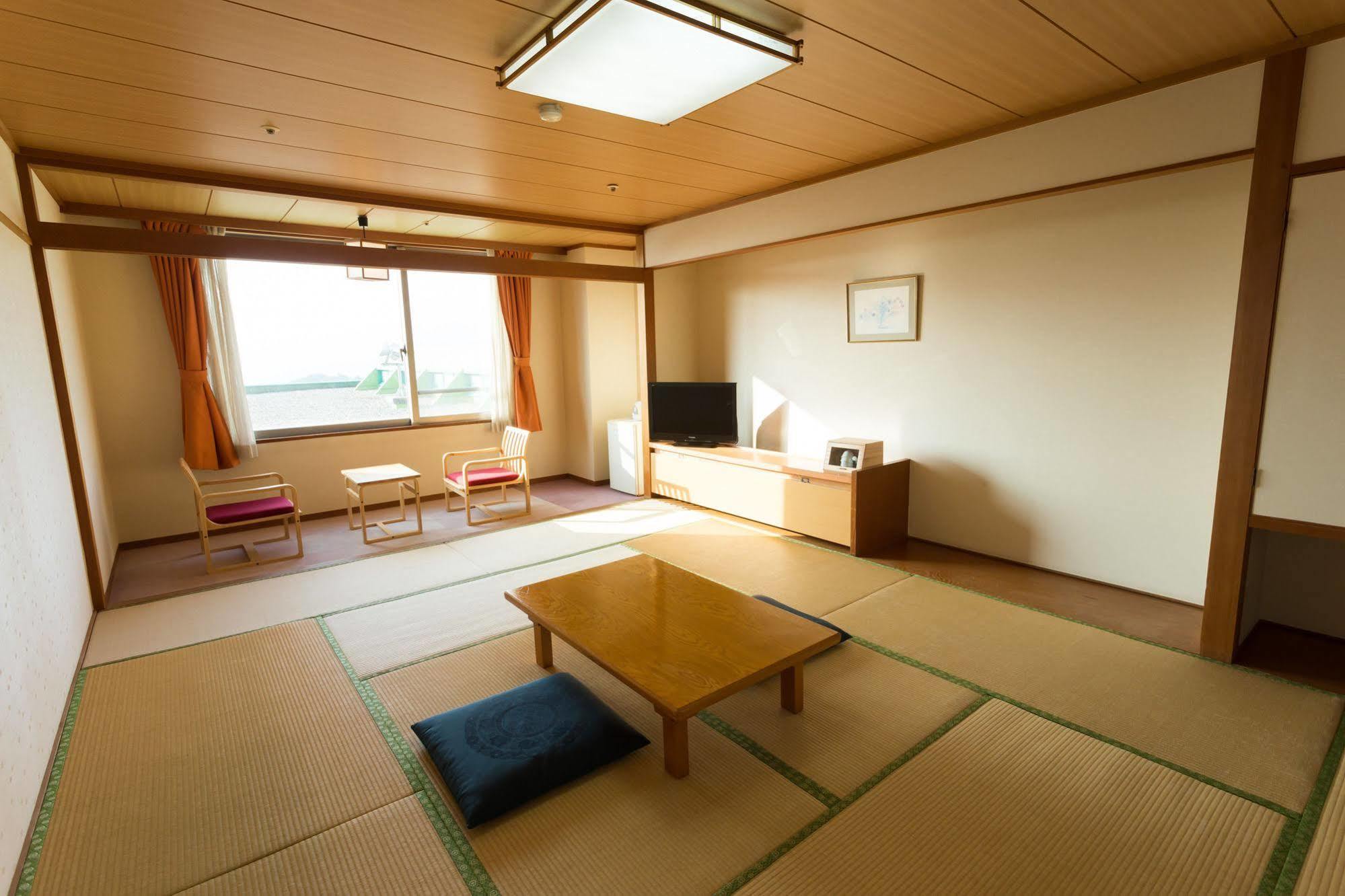 Washigatake Kogen Hotel Rainbow Gujo Eksteriør bilde