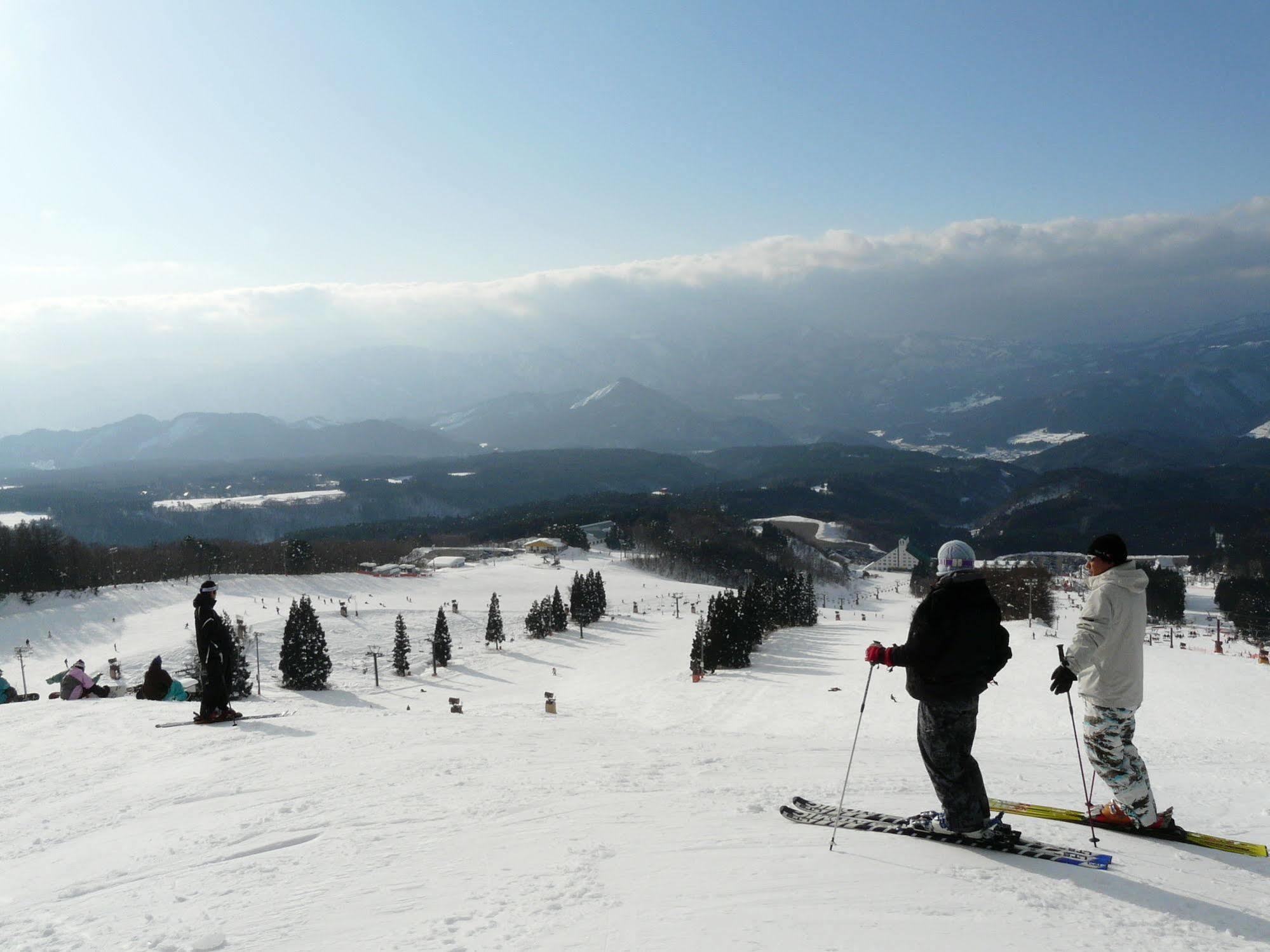 Washigatake Kogen Hotel Rainbow Gujo Eksteriør bilde